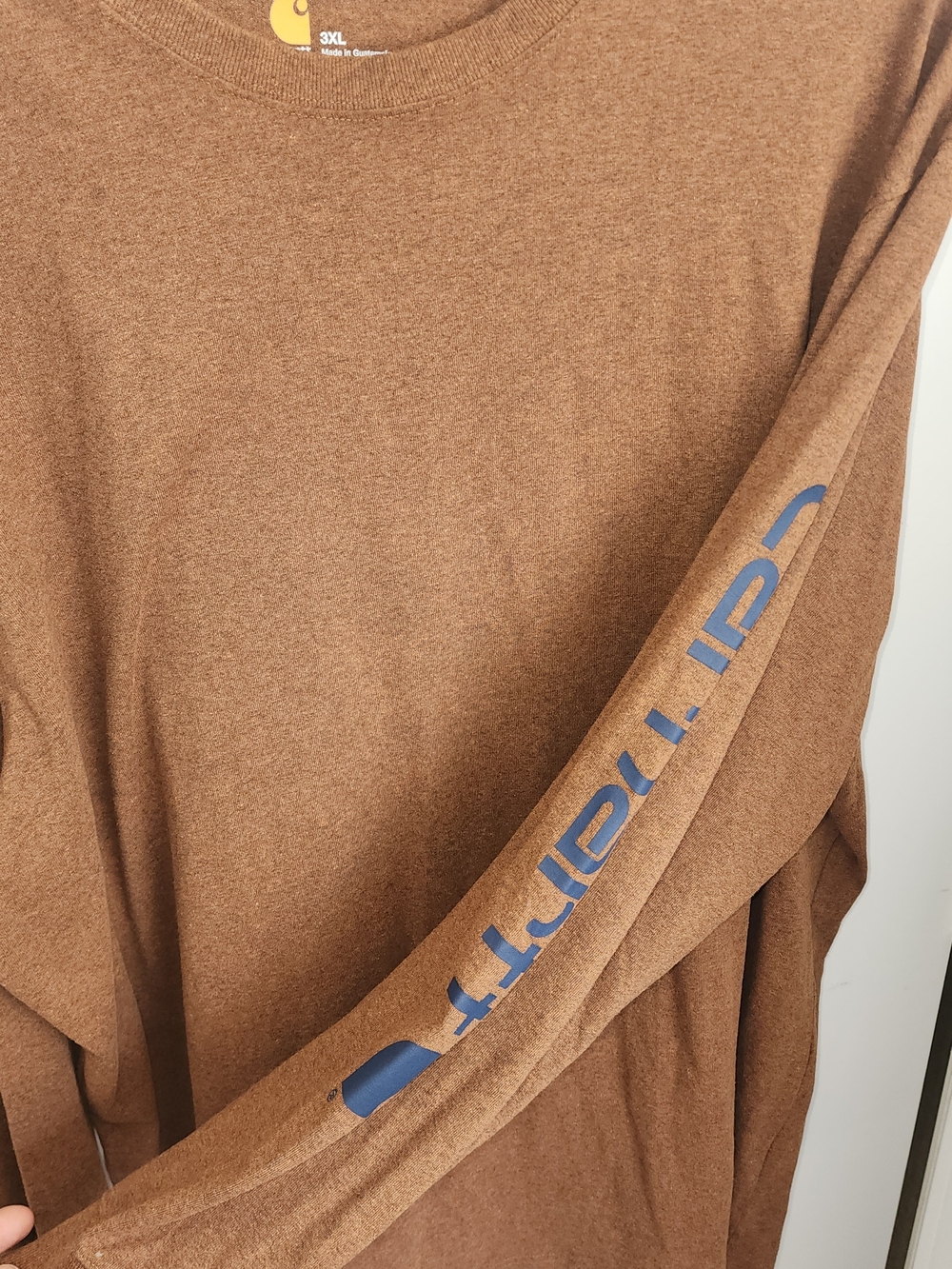 Carhartt Men's Rust Colored Brown Long-Sleeve Logo Sweatshirt